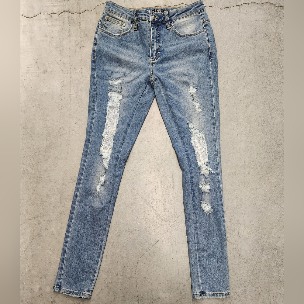 Venus Size 4 Pearl‎ And Lace Distressed Jeans